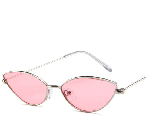GR | Retro Cat Eye Sunglasses Made of Premium Vegan Leather