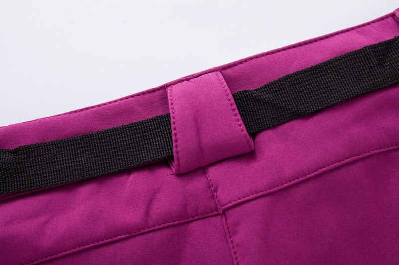 GR | Waterproof Hiking Trousers for Adventurous Women