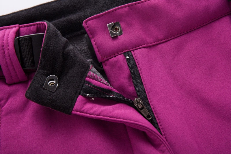 GR | Waterproof Hiking Trousers for Adventurous Women