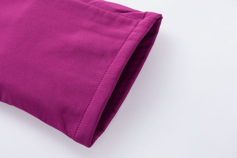 GR | Waterproof Hiking Trousers for Adventurous Women