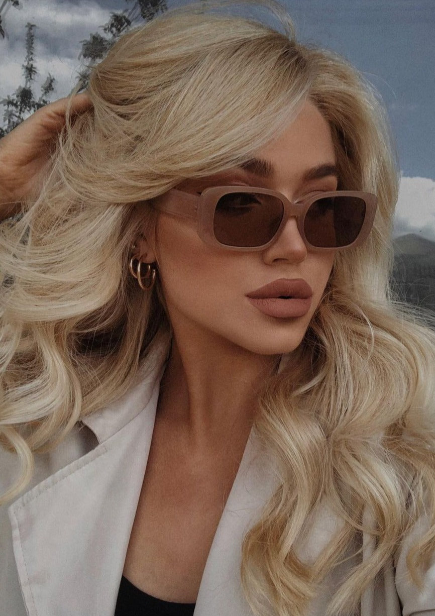 GR | with square-round frame and modern style For women