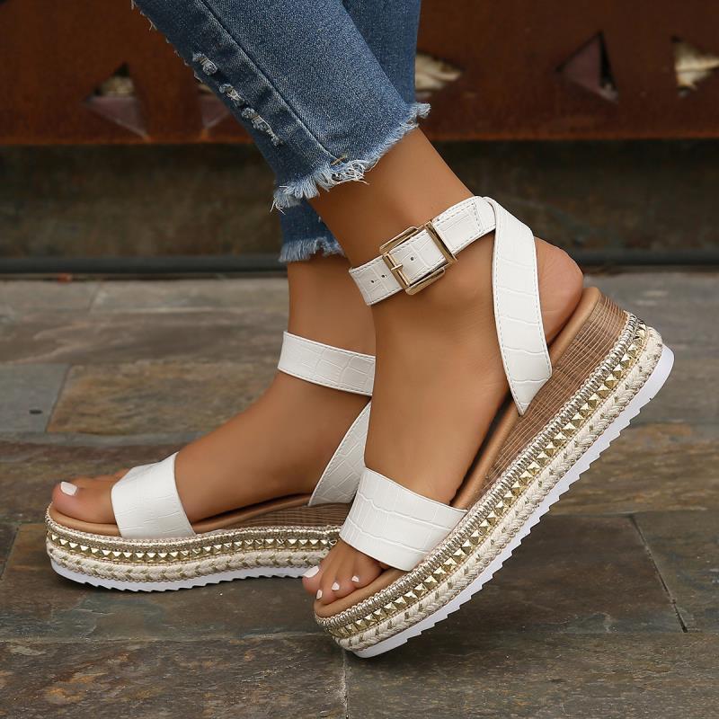 GR | Summer Sandals with Buckle Straps and Platform