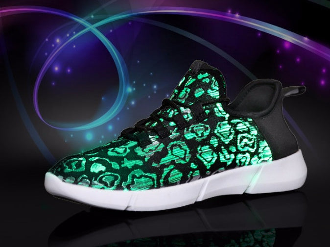 GR | Light-up Sneakers with USB Charging