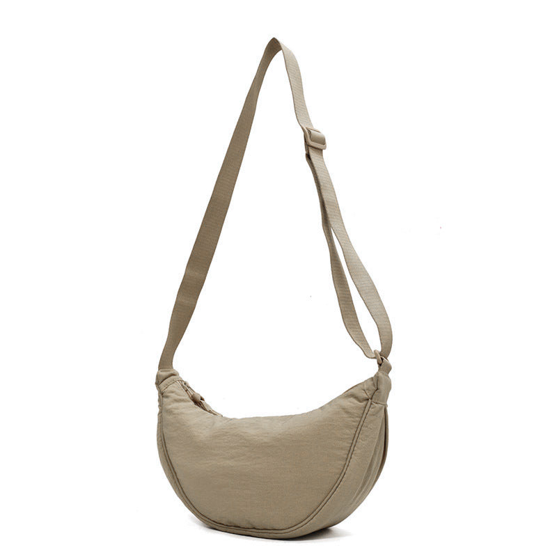 GR | Crescent-shaped bag