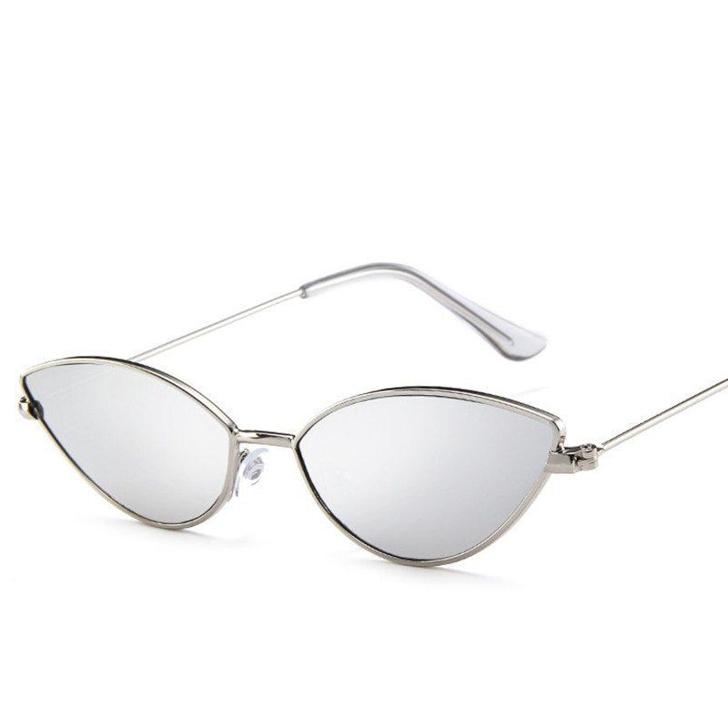 GR | Retro Cat Eye Sunglasses Made of Premium Vegan Leather