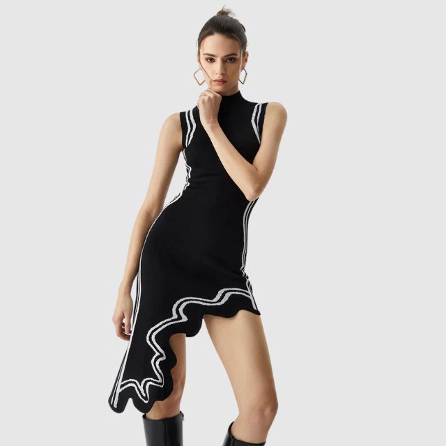 GR | Sleeveless dress with contrasting piping