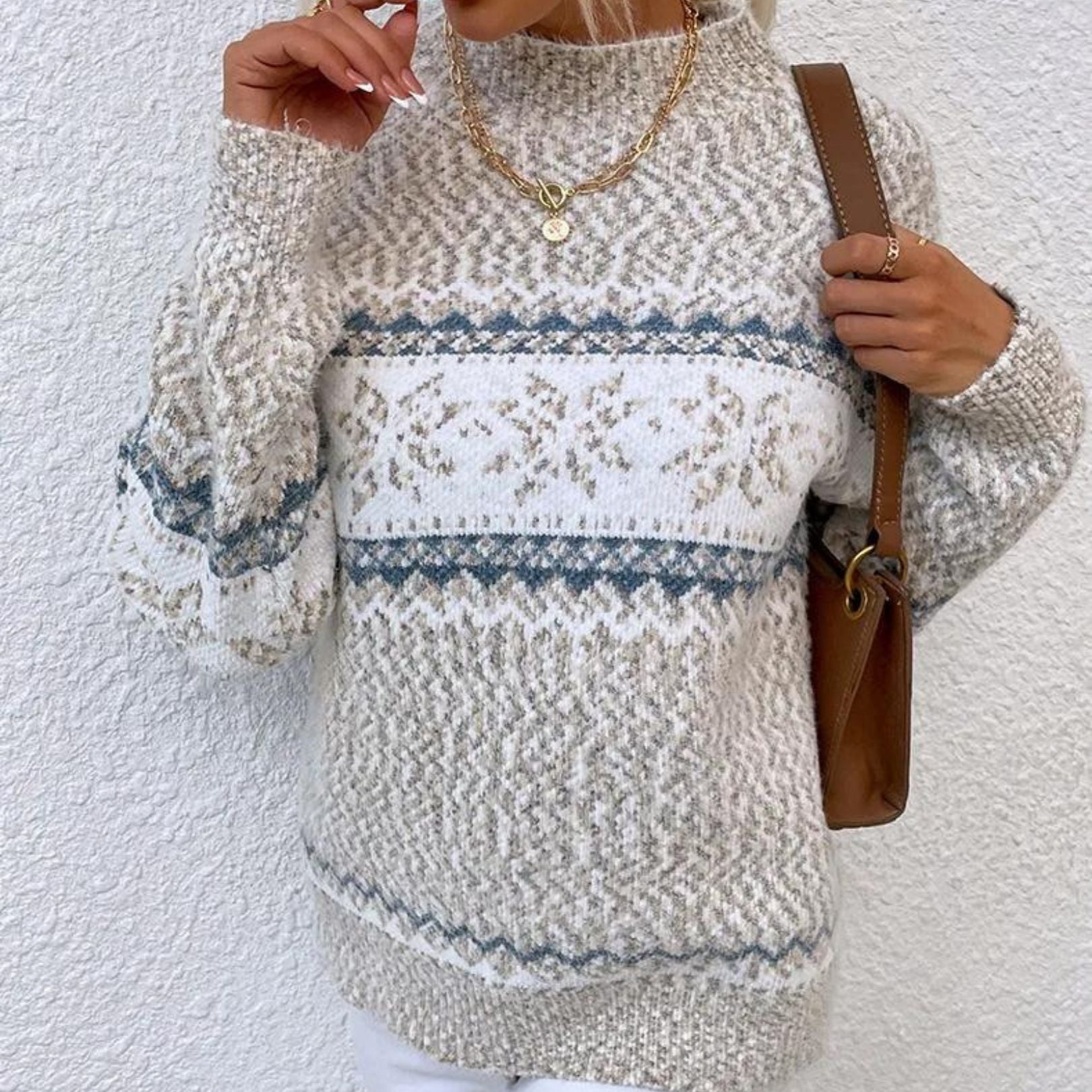 GR - Stylish Women's Street Fashionista Sweater