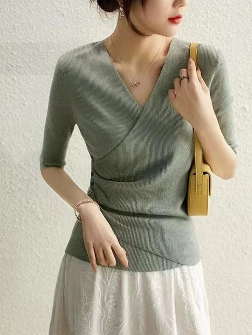 GR | Casual V-neck solid color knit top green 