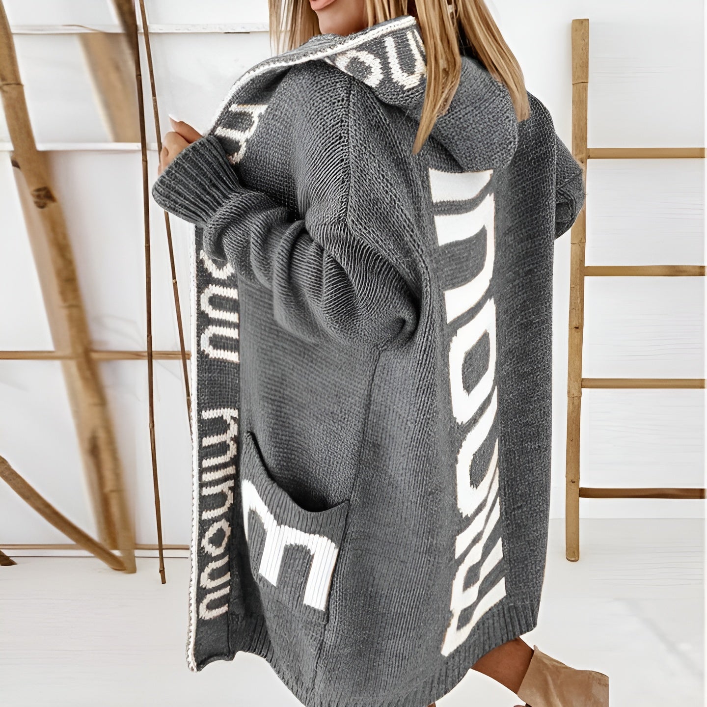 GR | Elegant women's cardigan