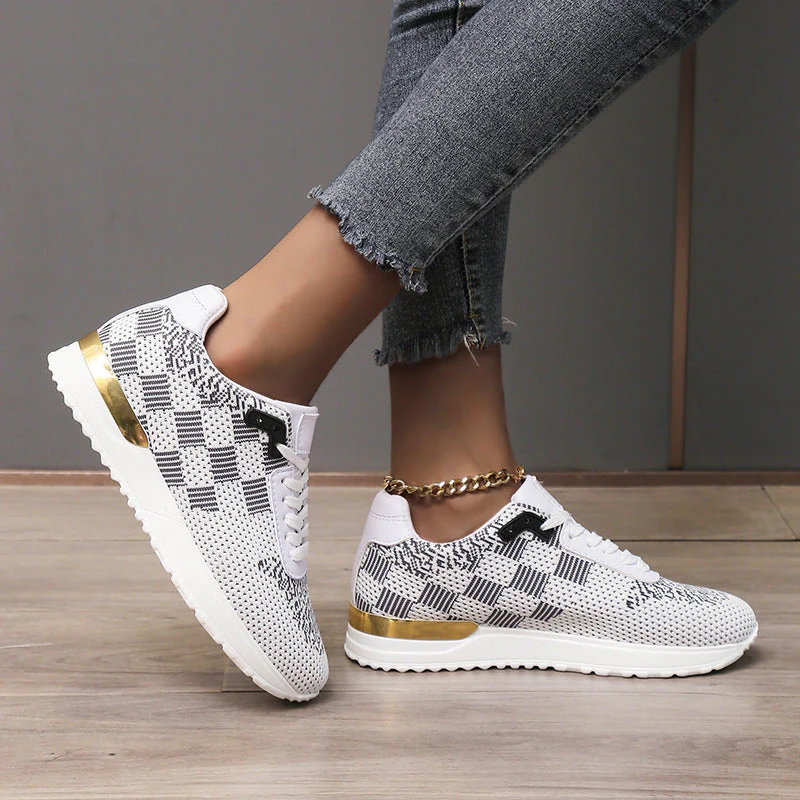 GR | Women's Sneakers Comfortable Running Shoes with Non-Slip Sole and Modern Design