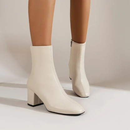 GR | Stylish women's shoes ankle boots