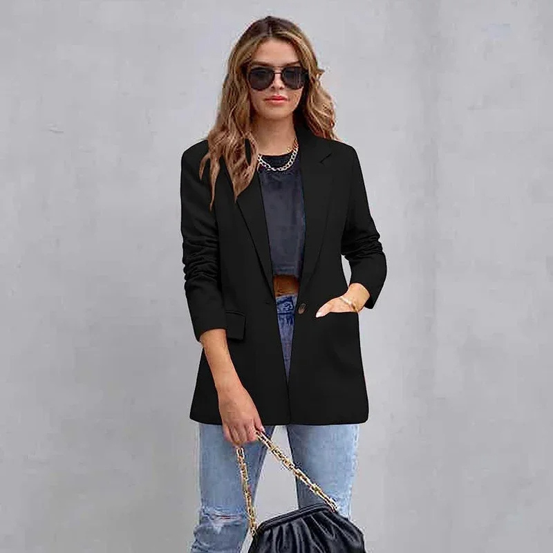 GR | Long women's blazer with flap pockets and tailored cut