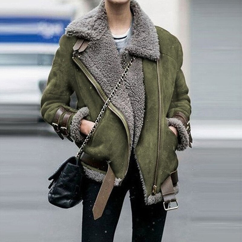GR – Beautiful suede jacket with teddy fleece