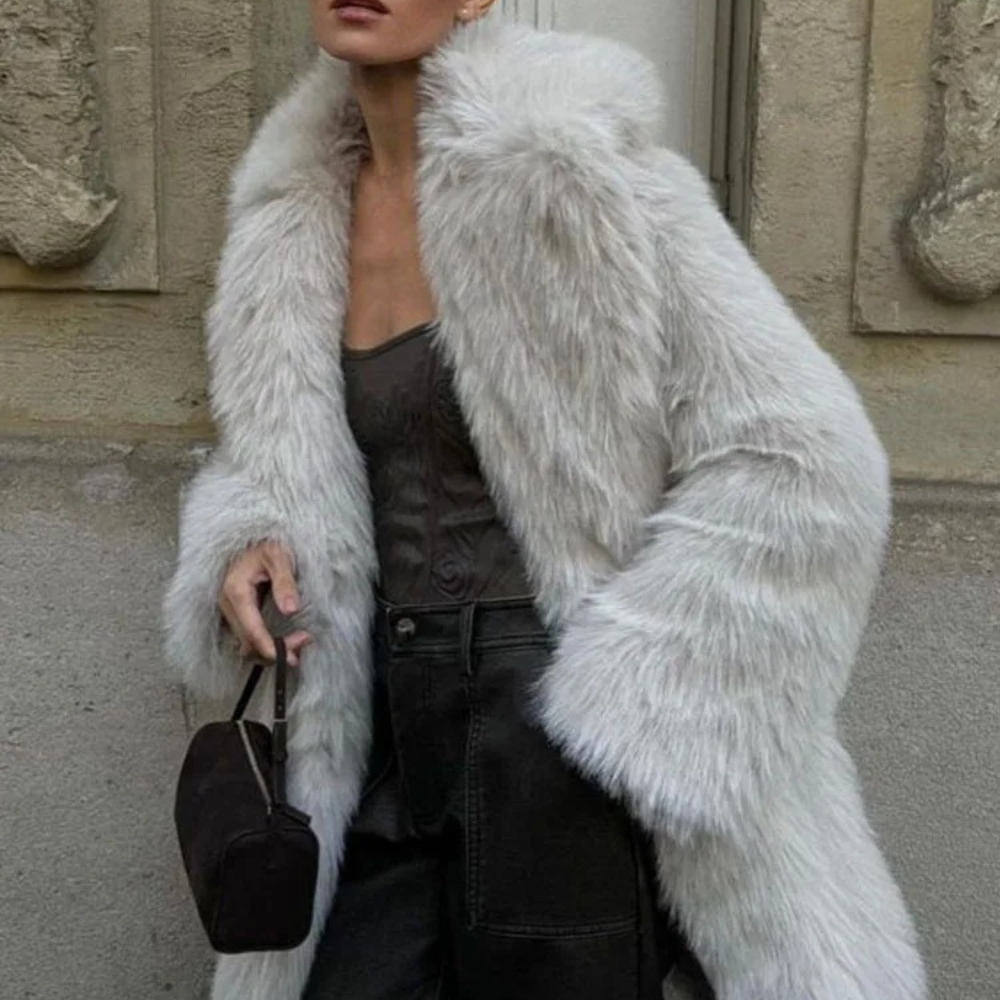 GR | Elegant and relaxed fur coat