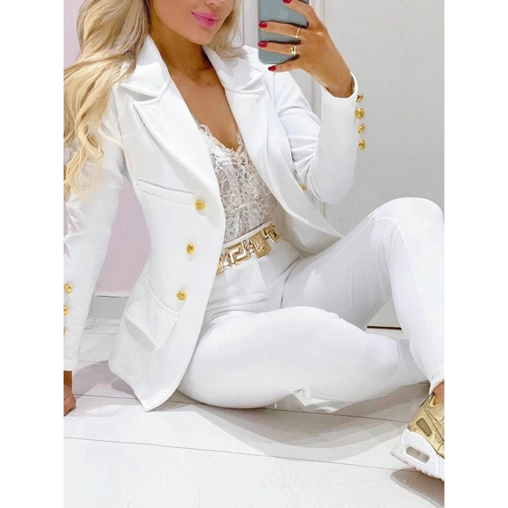 GR – Set consisting of blazer and trousers with large collar