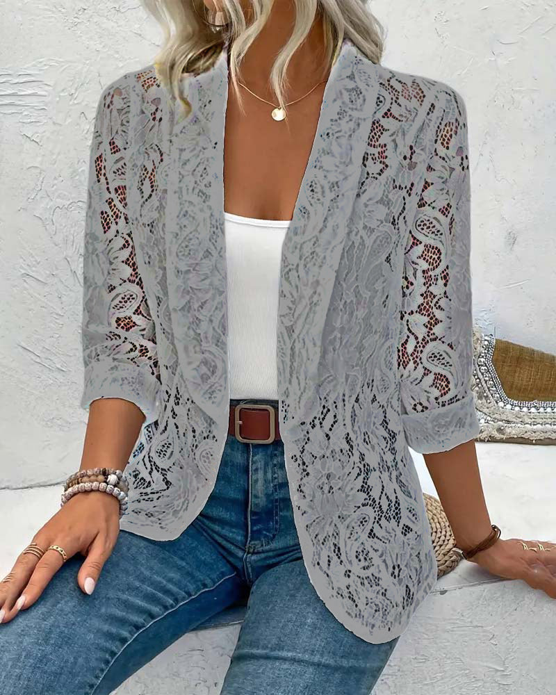 GR | Elegant blazer with lace