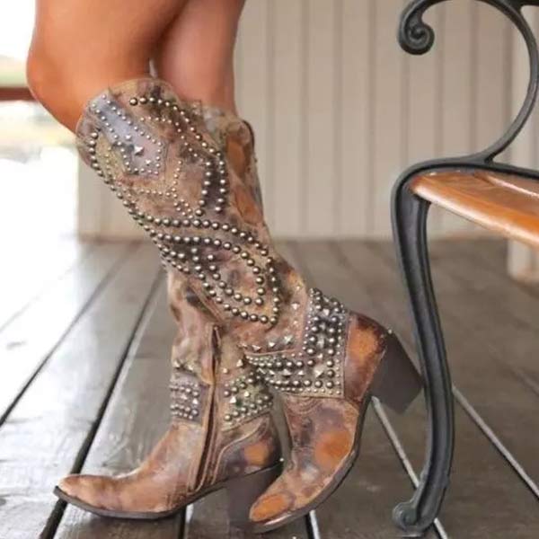GR | Cowboy boots with heels