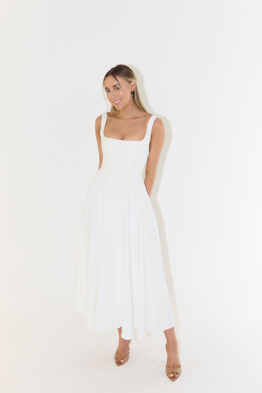 GR | Midikleid mit quadratischer Ausschnitt