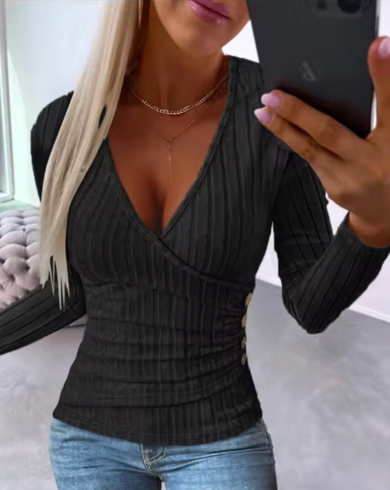 GR | Elegant, fitted cardigan with V-neck