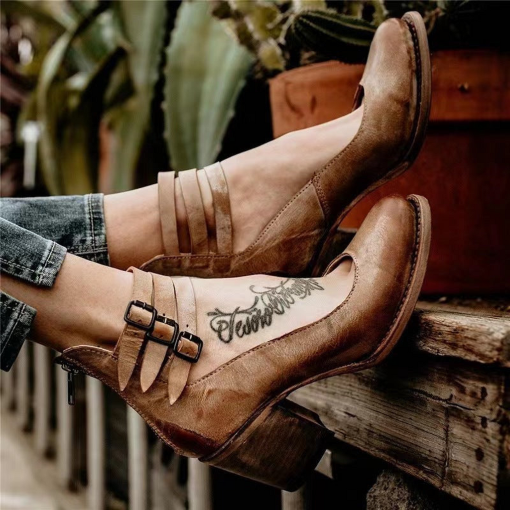 GR | Leather ankle boots