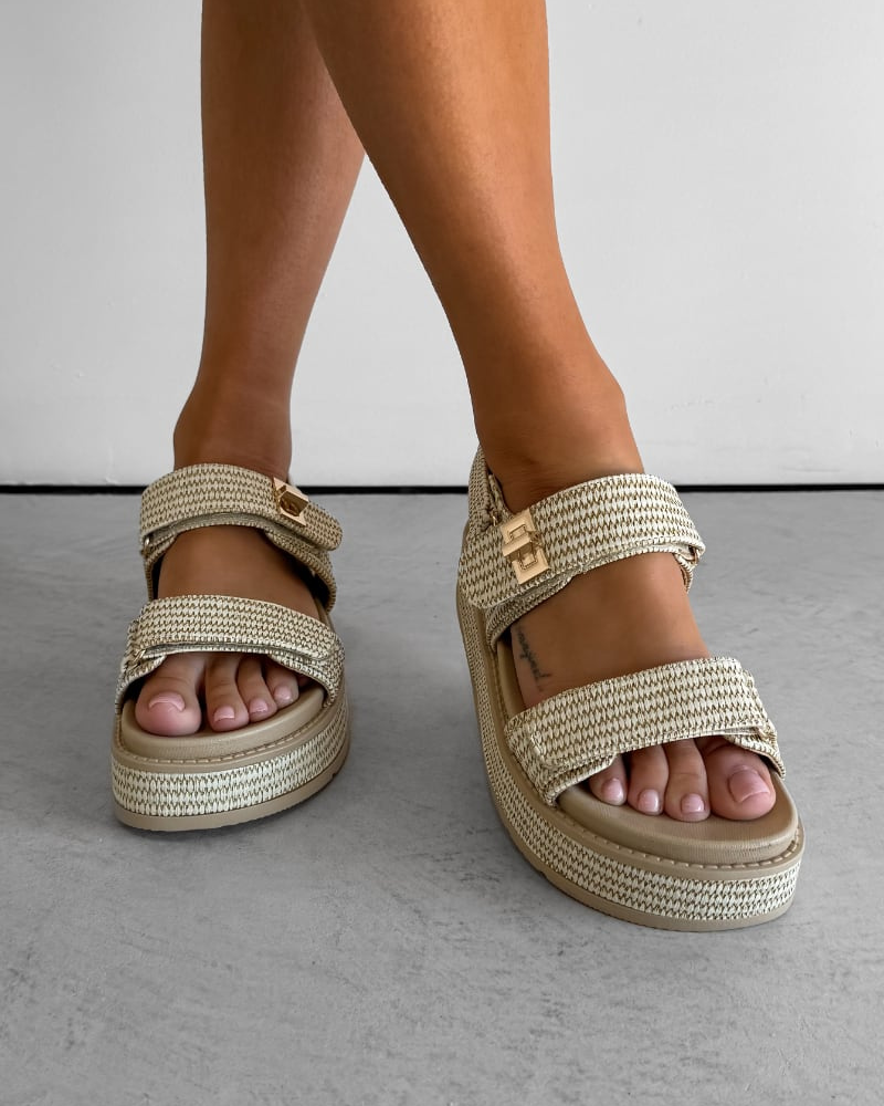 GR | Chunky rattan sandals for women