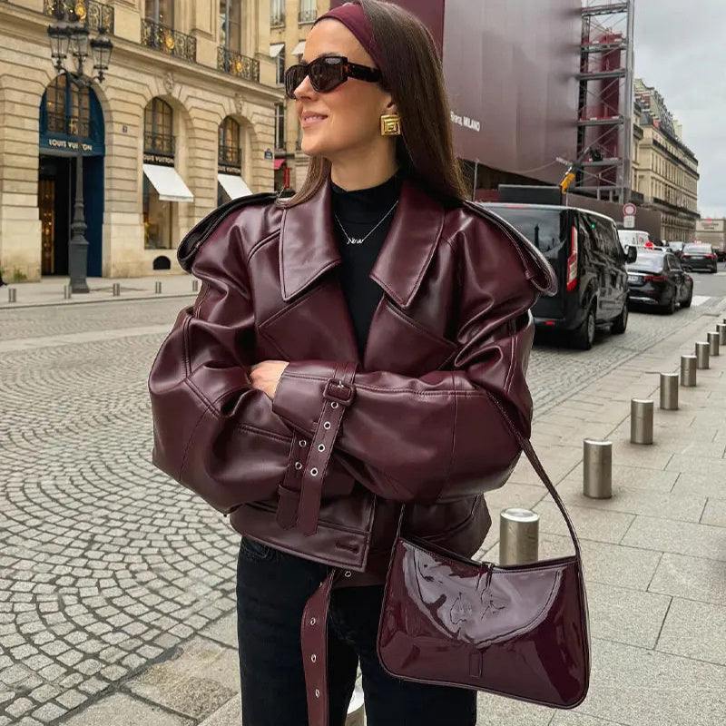 GR | Short jacket made of luxurious Bordeaux glossy leather