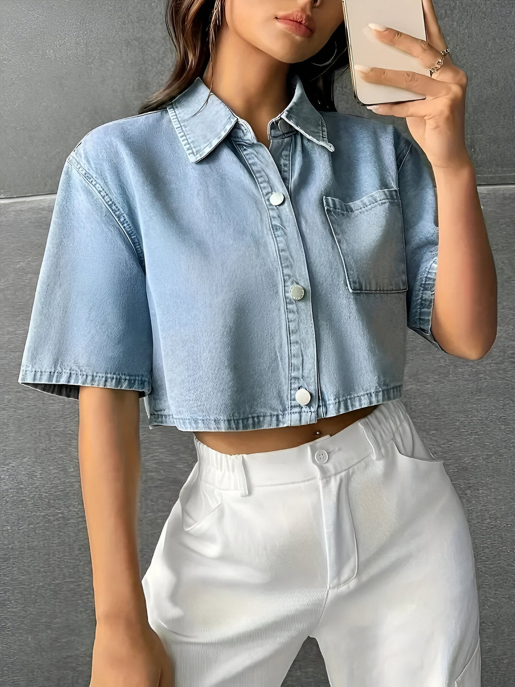 GR | Mühelos Schickes Hellblaues Denim-Shirt