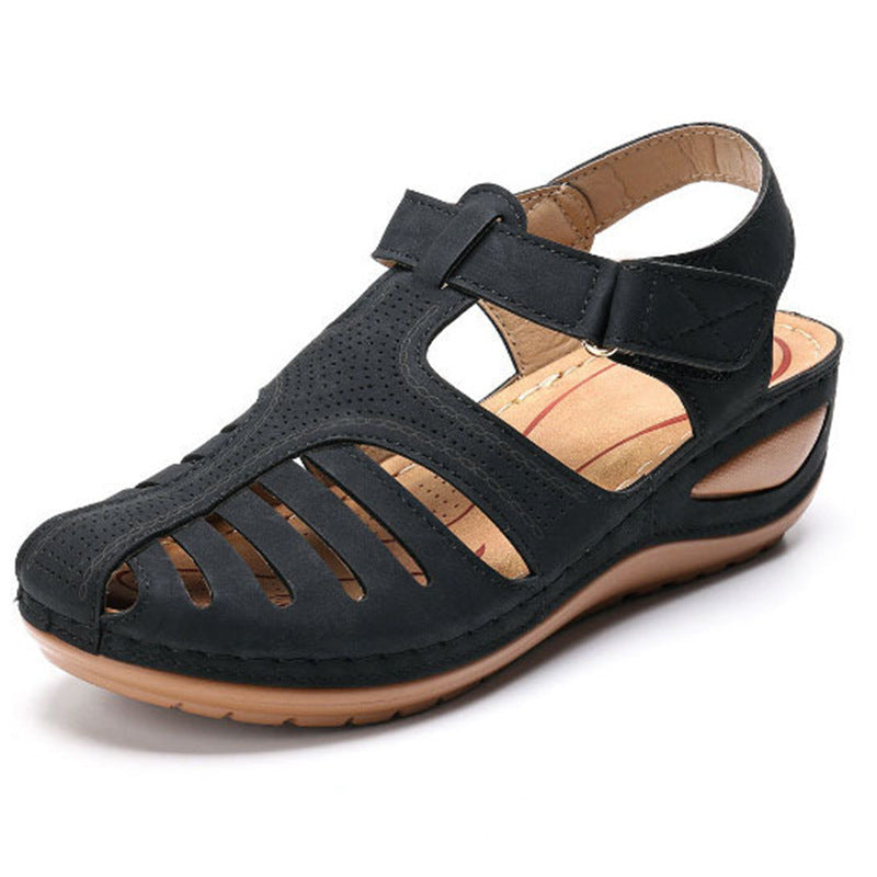 Sandals: For long walks and all-day wear