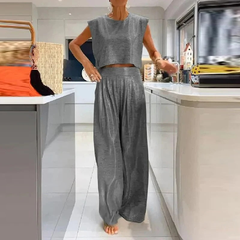 Shiny women's top and pants
