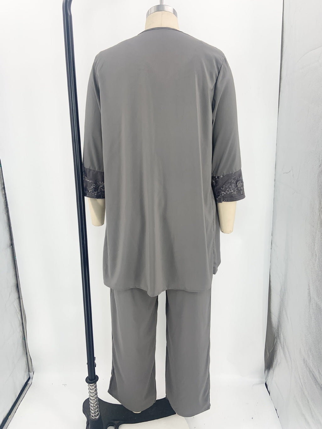 GR | Elegantes Dreiteiliges Strickjacken Set