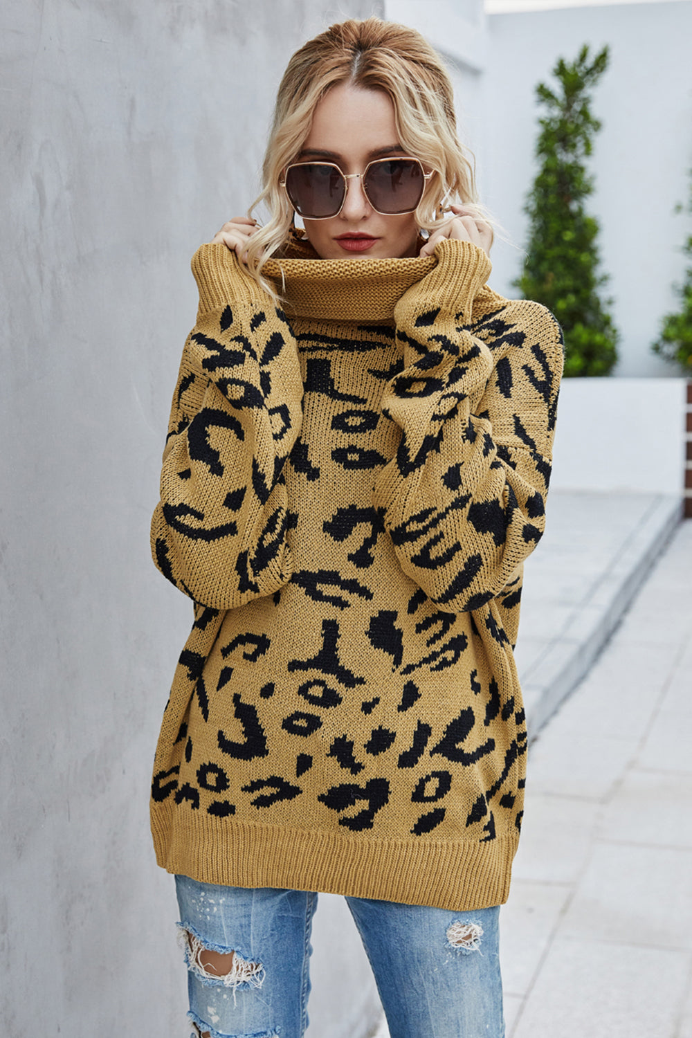 GR Loose leopard print turn-down collar sweater