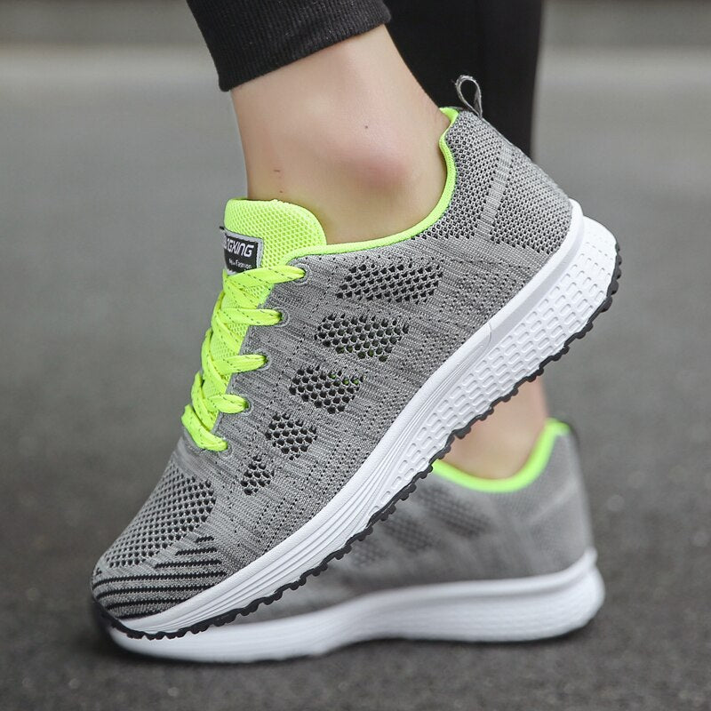GR | Light - Ultra-lightweight, breathable sneakers with vibrant colors