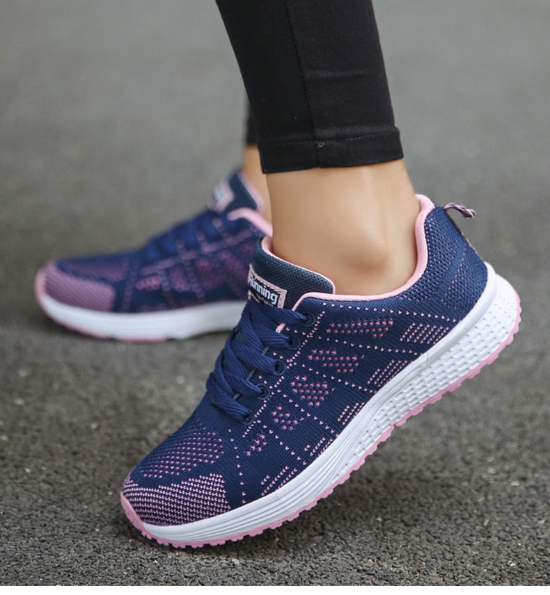 GR | Light - Ultra-lightweight, breathable sneakers with vibrant colors