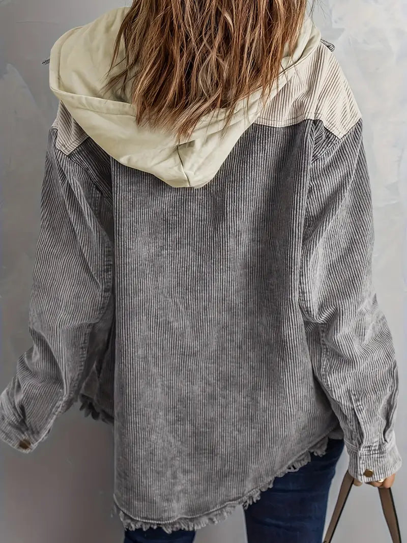 Effortless and trendy jacket