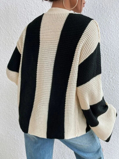 GR | Gestreifter Knopf-Cardigan