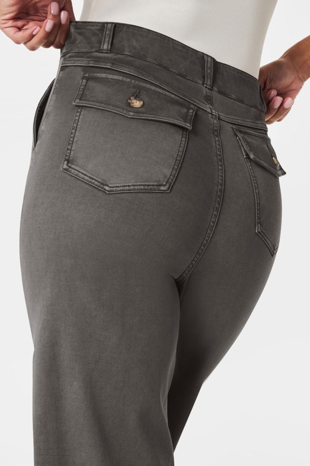 GR | High-waisted jeans with pockets: Classic, stylish and versatile