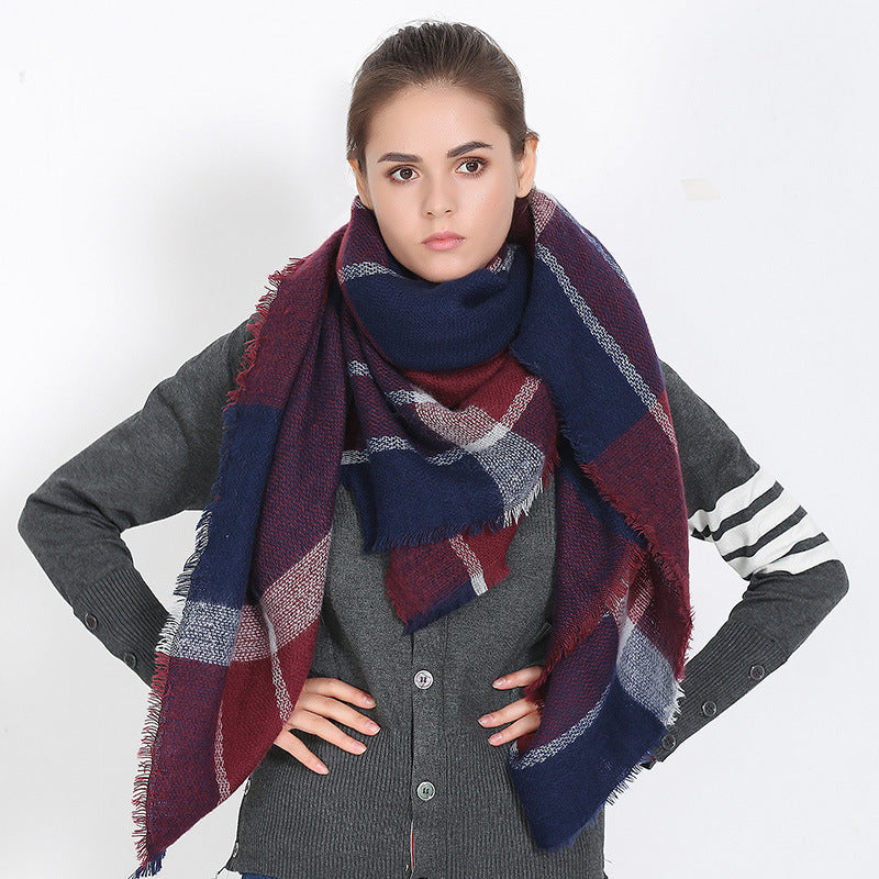 Damen Karierter Schal aus hochwertigem Material mit fransigen Kanten GR