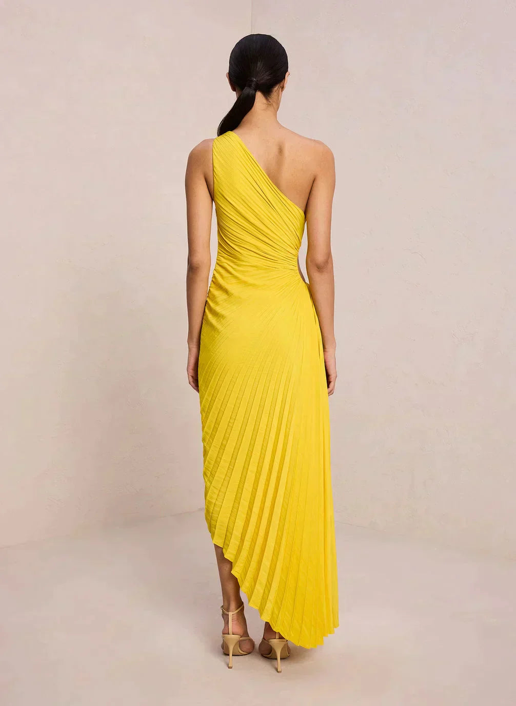 GR | One Shoulder Plissee Midi Kleid