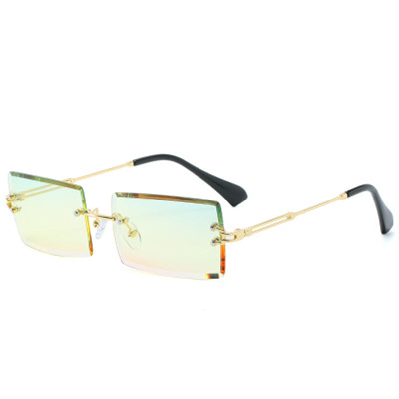 GR | Fashionable rectangular sunglasses in retro style