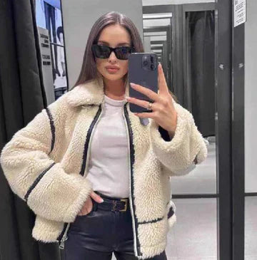 GR - Fluffy teddy jacket with contrasting details