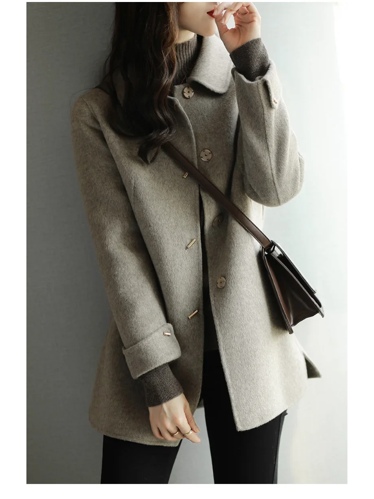 GR | Classic trench coat with peak collar