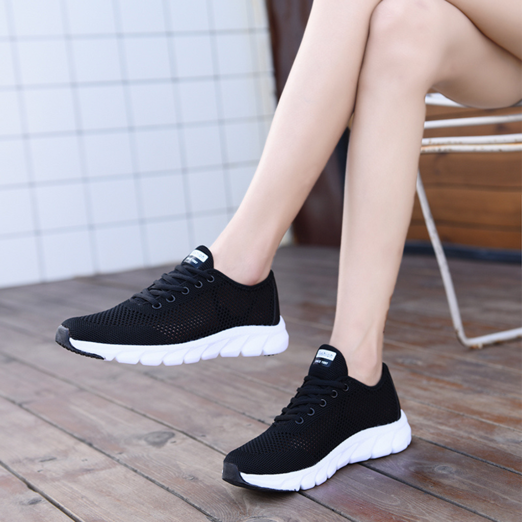 GR | Active - Lightweight women's sports shoes with extra support 