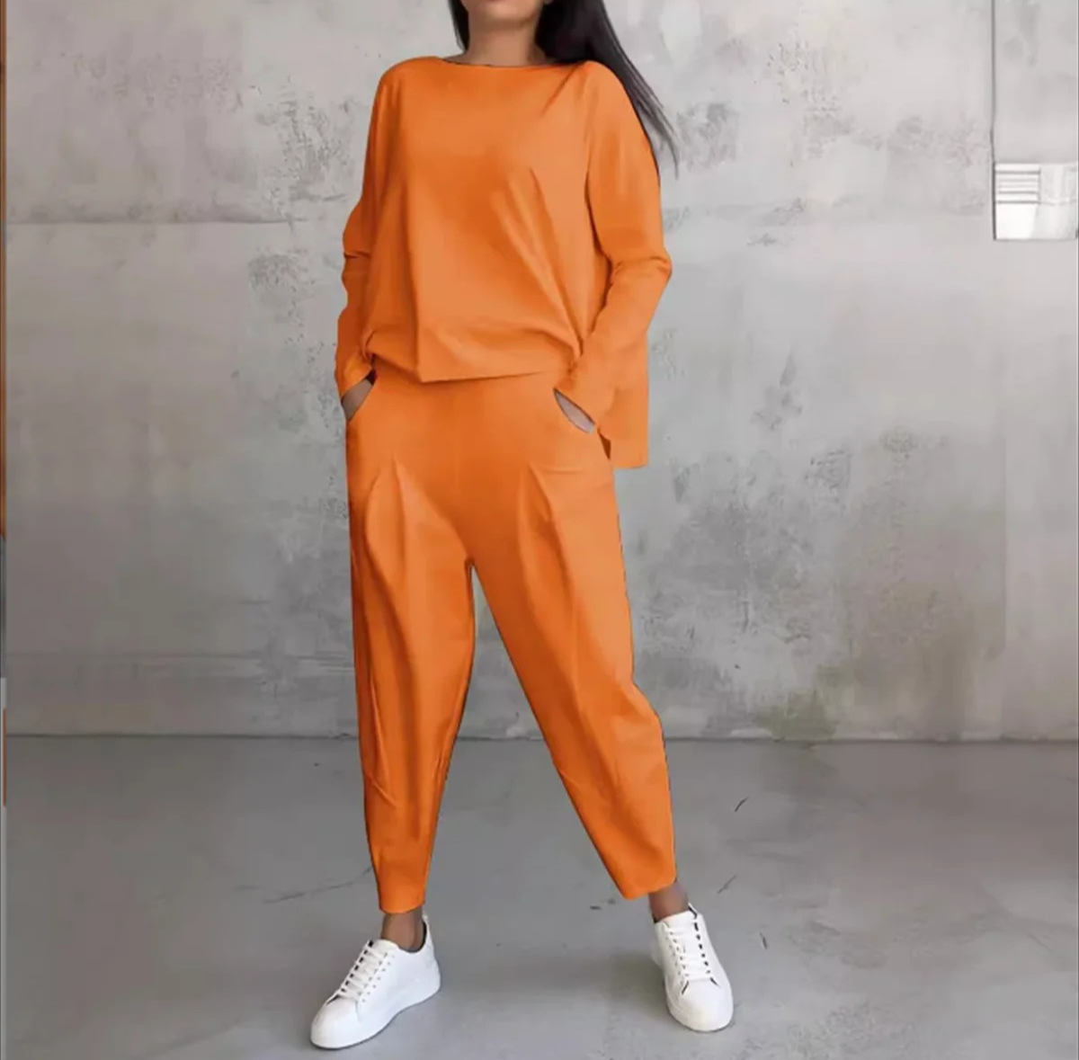 GR | Women's Loungewear Set with Long-Sleeved Top and Relaxed Fit, Two-Piece