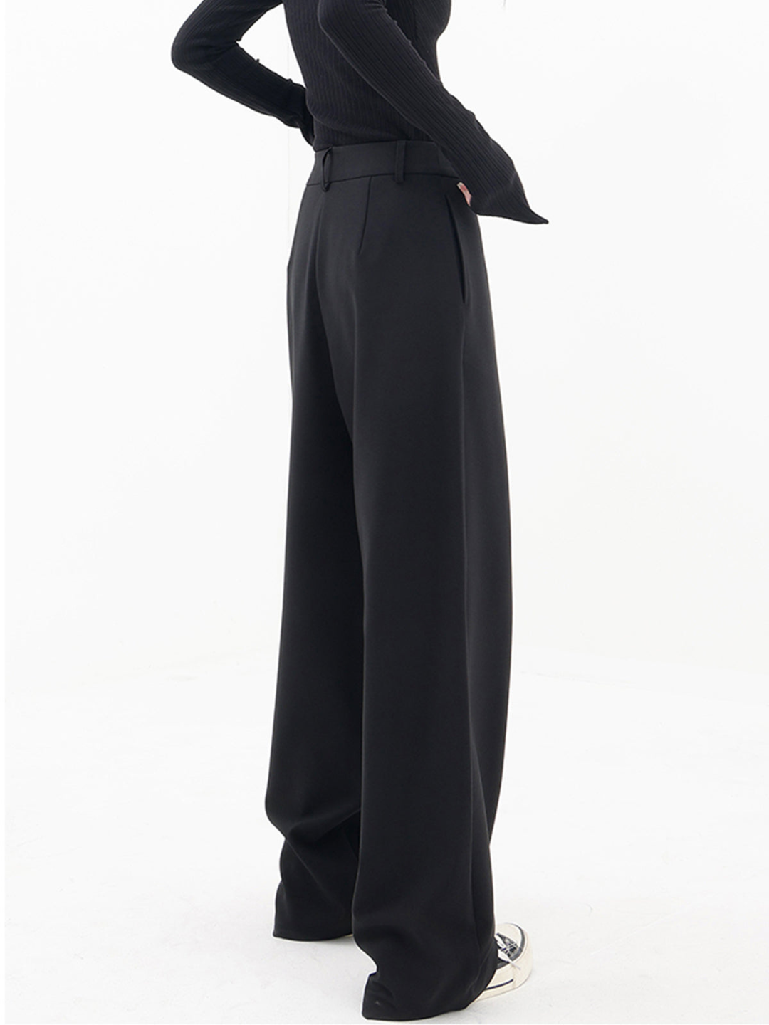 GR | Asymmetrical Baggy Trousers