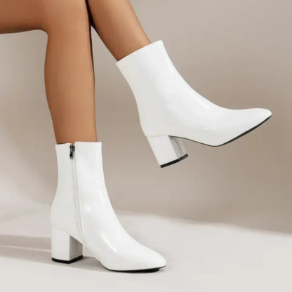 GR | Stylish women's shoes ankle boots