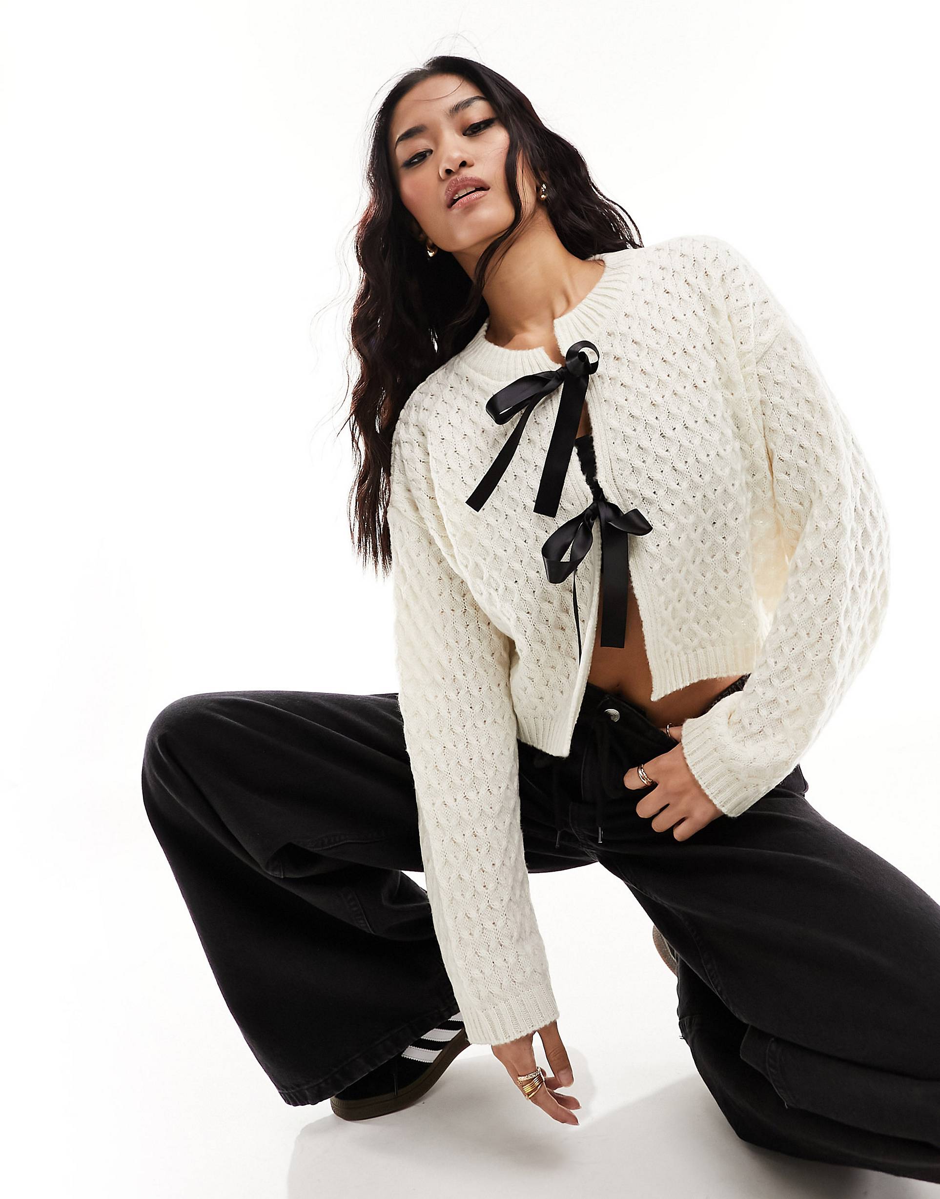 GR | Contrast Short Tie Cardigan