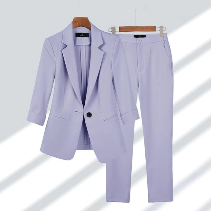 GR | blazer and trousers