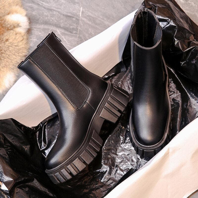 GR | Damen Stiefel Modische Plateaustiefel Mit Slip on Design, Alltagstauglich
