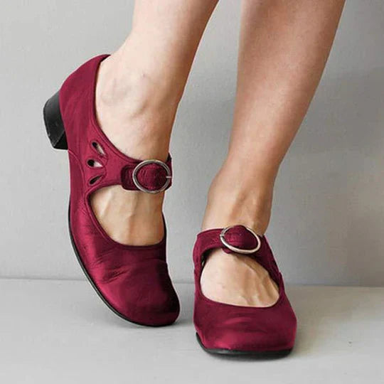 GR | Stylish leather sandals