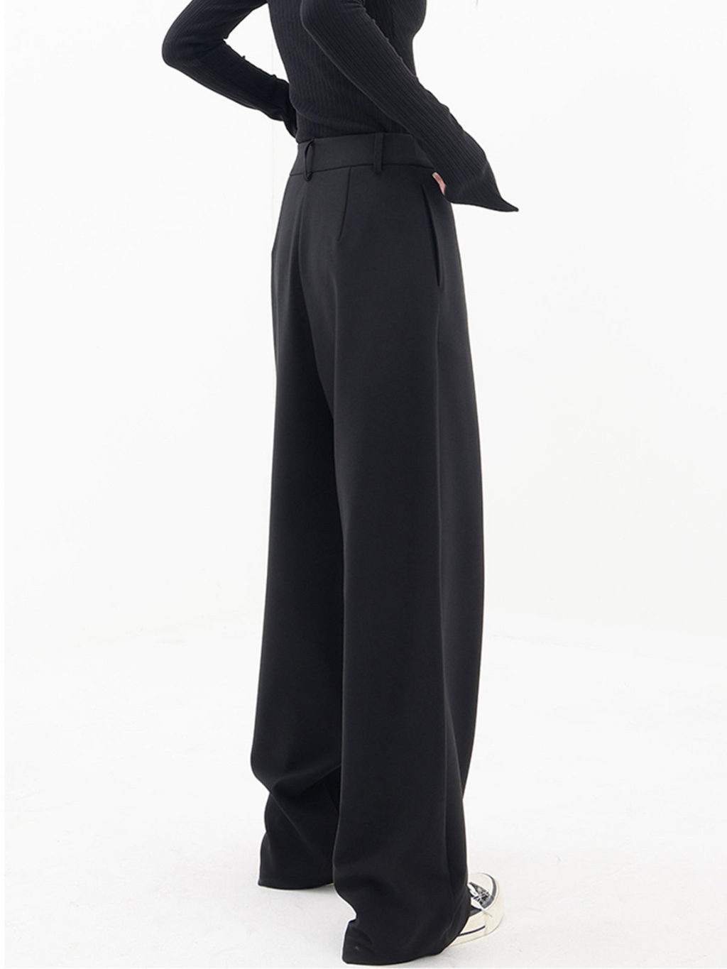 GR  | Asymmetrische Baggy-Hose